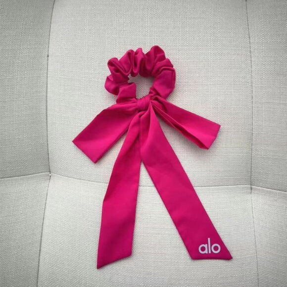 Alo Yoga Women's Bow Hair Tie - European and American Style - Picture 5 of 8